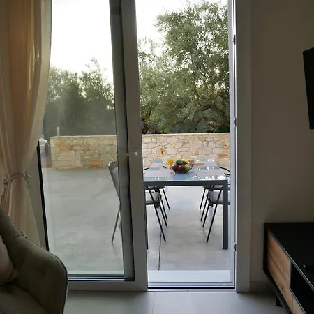 Verga's Maison Kalamata