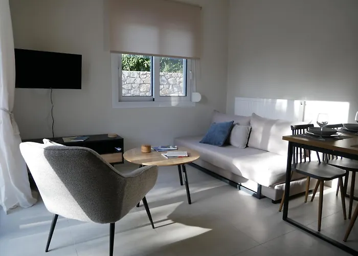 Verga's Maison *