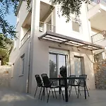 Apartment Verga's Maison *