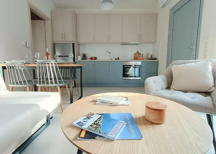 Verga's Maison كالاماتا